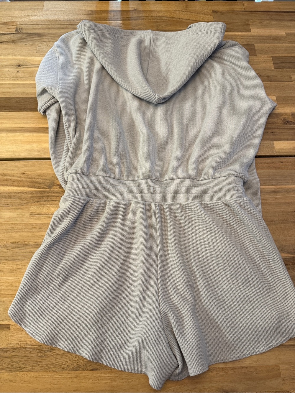Gilly Hicks Light Gray Hooded Zip-Up Romper - Size M - Picture 4 of 9